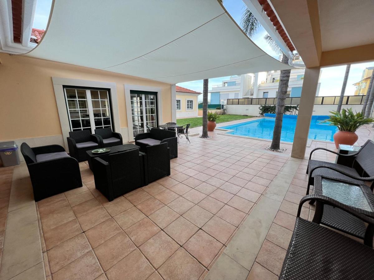 B&B With Heated Pool São Martinho do Porto Exterior photo